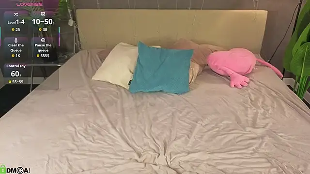 Mollly Rouge online show from 04-21-26, 01:42