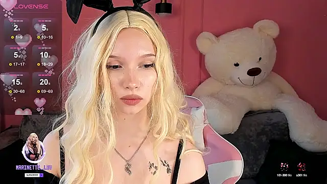 Snapshot of mari_nettt chatting on 02-28-25, 06:43 mari nettt online show from 02-28-25, 06:43