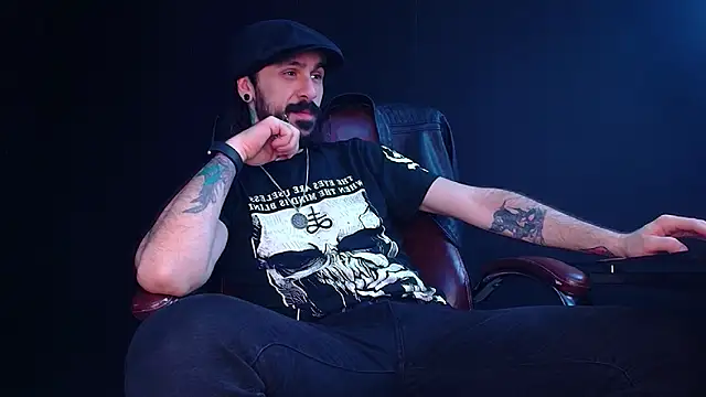 AxelColton online show from 11-27-25, 06:04