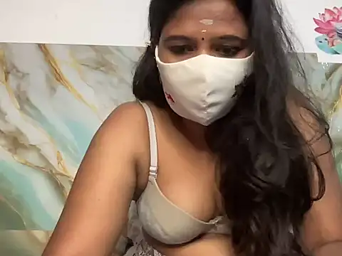 Snapshot of Tamil_Sanjana_ chatting on 12-14-25, 01:27 Tamil Sanjana online show from 12-14-25, 01:27