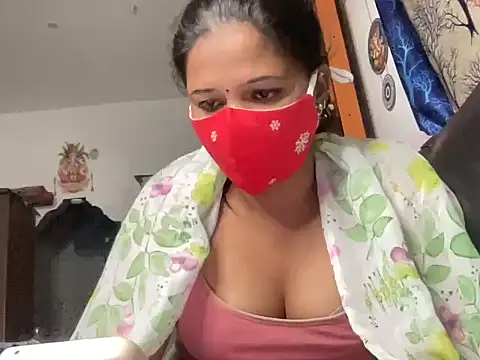 Snapshot of Tamil_Sanjana_ chatting on 12-21-25, 05:42 Tamil Sanjana online show from 12-21-25, 05:42