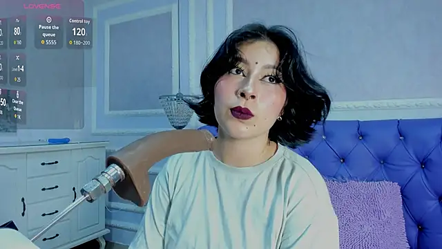 Snapshot of Lily_Martinez chatting on 11-01-25, 06:26 Lily Martinez online show from 11-01-25, 06:26