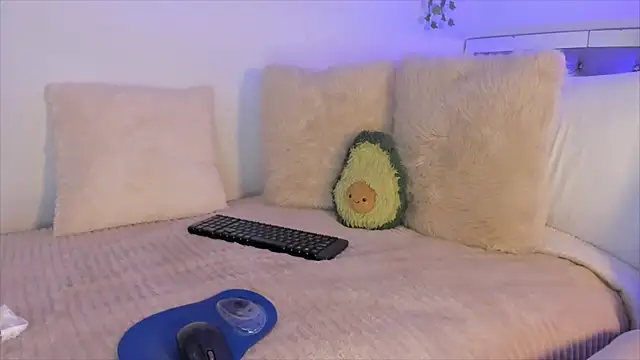 Alissonroses online show from 03-06-25, 07:21