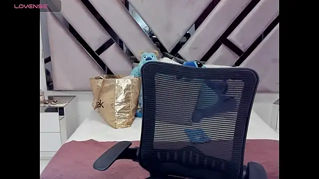 natalia5560 online show from 03-22-25, 08:26