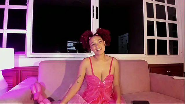 Snapshot of loladupont chatting on 09-11-25, 03:06 loladupont online show from 09-11-25, 03:06