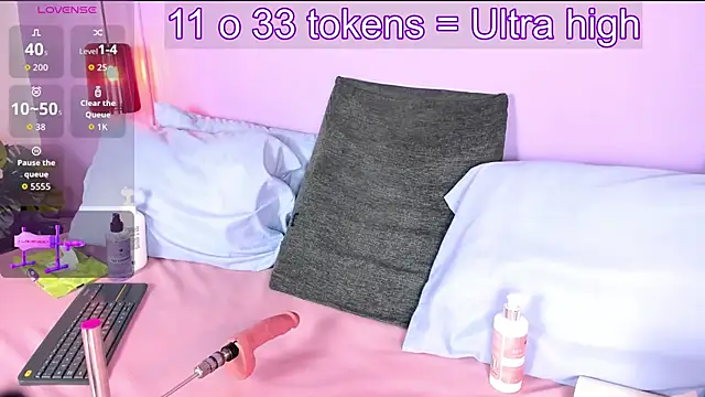 Snapshot of Little_lili19 chatting on 03-11-26, 09:32 Little lili19 online show from 03-11-26, 09:32