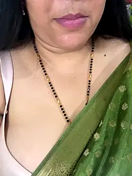 FlatVincy4 online show from 11-02-25, 04:42