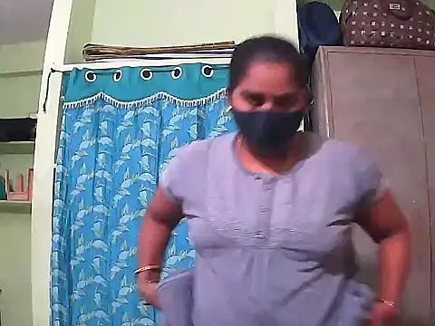 Snapshot of telugu_indhu_0001 chatting on 11-16-25, 11:27 telugu indhu 0001 online show from 11-16-25, 11:27