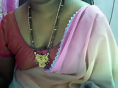 Snapshot of telugu_indhu_0001 chatting on 02-14-26, 01:02 telugu indhu 0001 online show from 02-14-26, 01:02