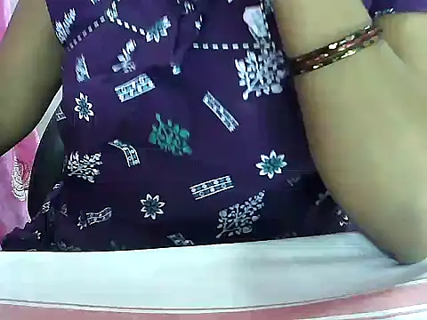 Snapshot of telugu_indhu_0001 chatting on 03-25-26, 06:19 telugu indhu 0001 online show from 03-25-26, 06:19