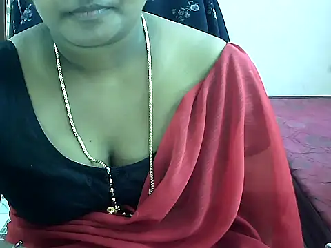 Snapshot of telugu_indhu_0001 chatting on 06-12-26, 06:12 telugu indhu 0001 online show from 06-12-26, 06:12