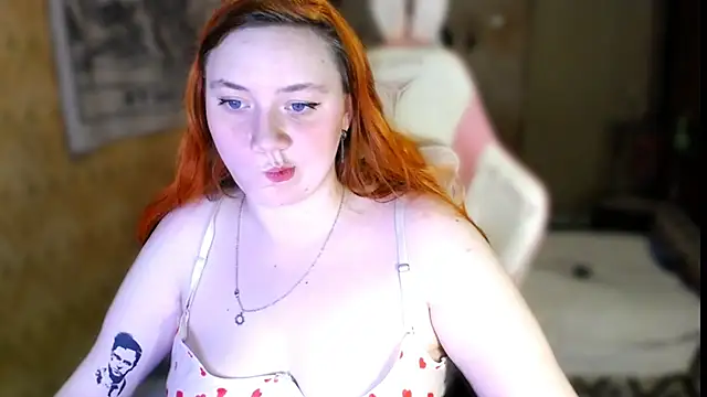 Bitchy Lily online show from 11-06-25, 04:30