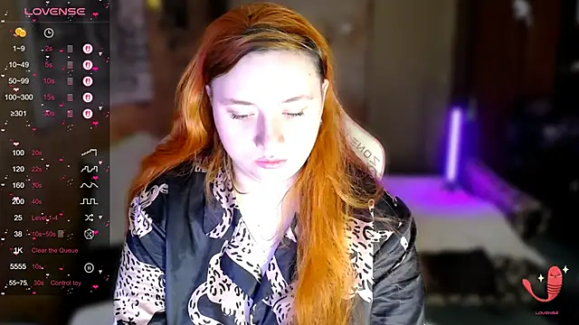 Bitchy Lily online show from 11-26-25, 03:35