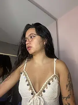 Rosita forever  online show from 02-17-26, 01:29