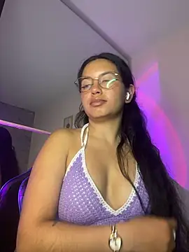 Rosita forever  online show from 04-26-26, 04:54