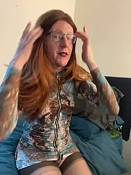 Valerie-4-U online show from 01-26-25, 01:04