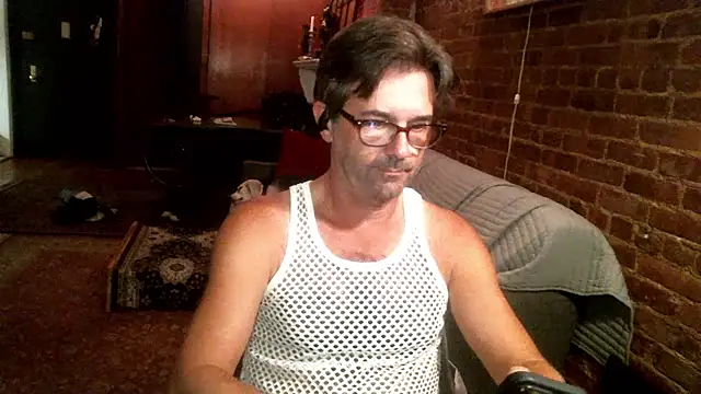 Johnny Bottoms online show from 09-17-25, 10:55