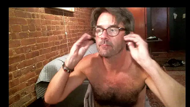 Johnny Bottoms online show from 09-20-25, 12:39