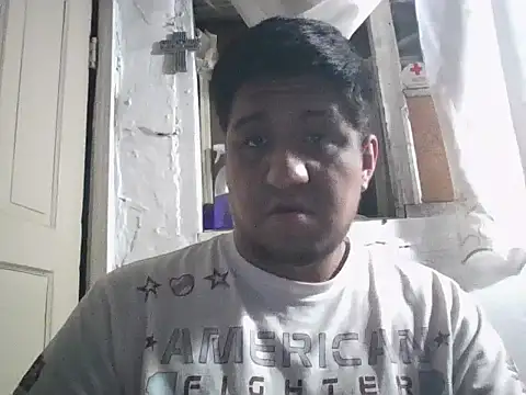 Snapshot of manolo666hot chatting on 05-26-26, 05:47 manolo666hot online show from 05-26-26, 05:47