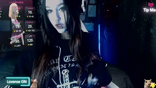 chloe crystall killer online show from 05-18-26, 04:24