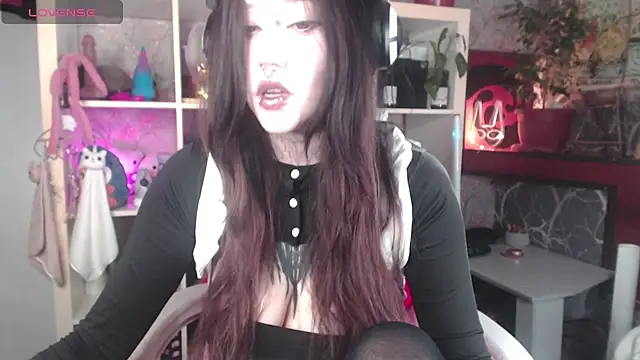 chloe crystall killer online show from 07-20-26, 11:45