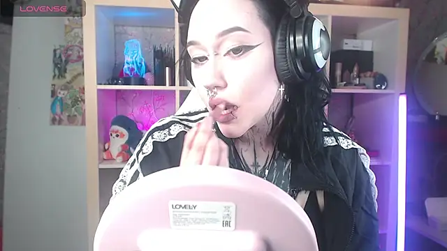 chloe crystall killer online show from 08-09-26, 06:29