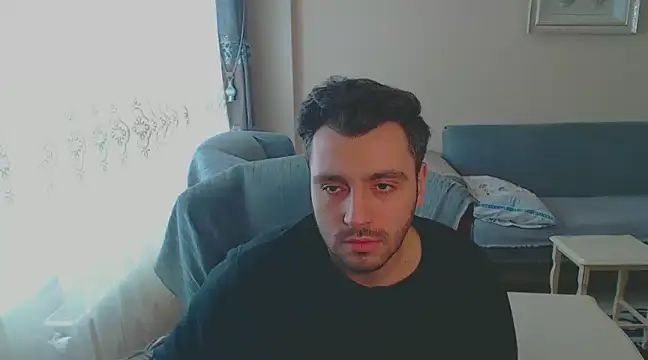 handsomeee04 online show from 02-02-25, 11:30