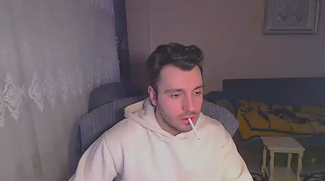 handsomeee04 online show from 02-06-25, 09:06