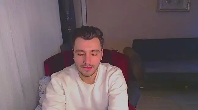 handsomeee04 online show from 02-28-25, 03:48