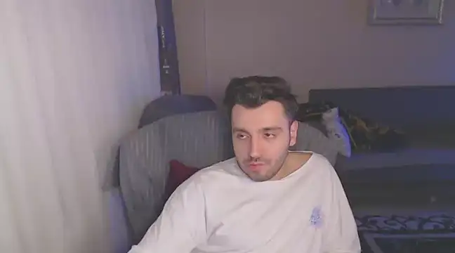 handsomeee04 online show from 03-08-25, 02:23