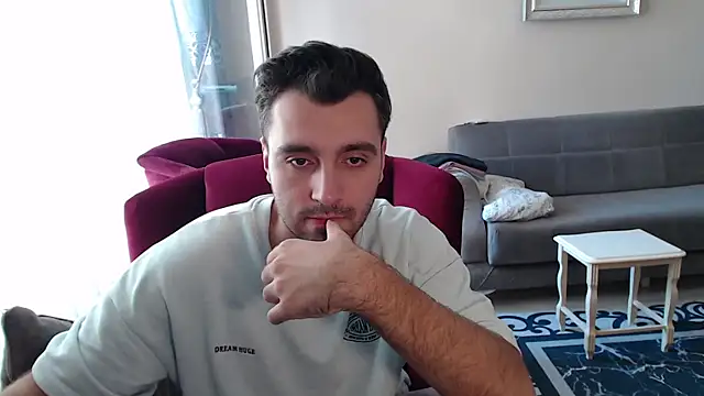 handsomeee04 online show from 09-23-25, 02:42