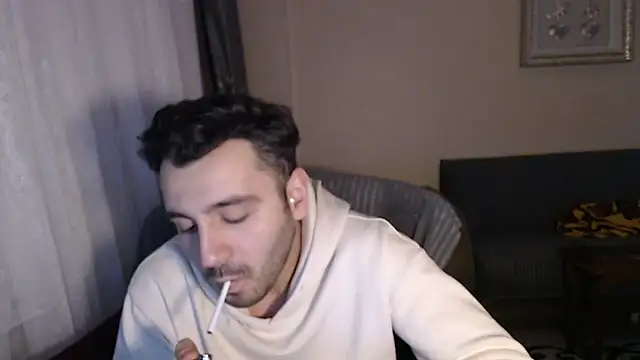 handsomeee04 online show from 11-14-25, 10:29