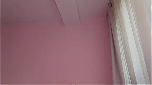 Snapshot of Naalani chatting on 10-22-25, 06:24 Naalani online show from 10-22-25, 06:24