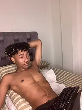 Boy cock18 online show from 02-24-25, 11:21
