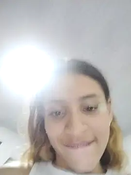 charlotes28 online show from 12-25-24, 06:52