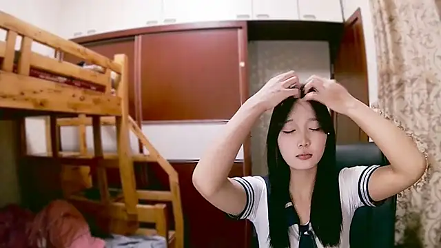 lulu-2002 online show from 12-29-24, 04:30