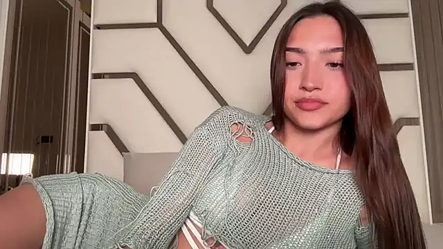 Snapshot of MilenaMilven chatting on 10-24-25, 07:32 MilenaMilven online show from 10-24-25, 07:32