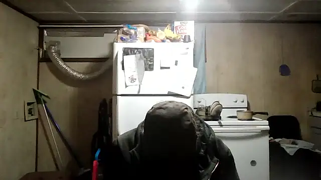 Snapshot of zaneporter46 chatting on 01-11-26, 02:38 zaneporter46 online show from 01-11-26, 02:38