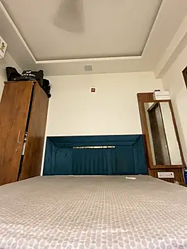 ahista online show from 04-17-26, 08:45