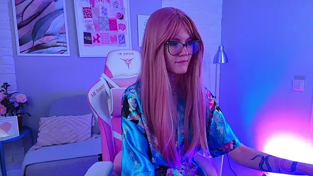 NellieLoyns online show from 02-09-25, 04:29