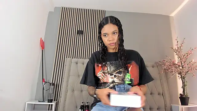 GysellHanson online show from 11-23-25, 11:32