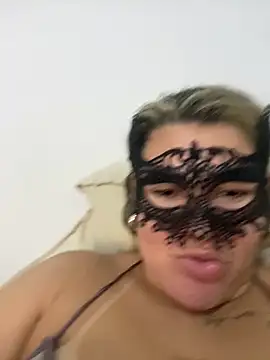 Snapshot of Casadadelicia26 chatting on 02-15-26, 06:21 Casadadelicia26 online show from 02-15-26, 06:21