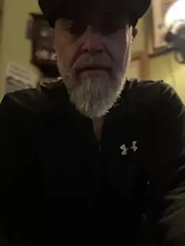 Snapshot of Jefloves68 chatting on 03-08-26, 02:37 Jefloves68 online show from 03-08-26, 02:37