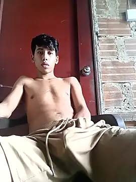 Snapshot of Andres123cv chatting on 01-17-26, 06:00 Andres123cv online show from 01-17-26, 06:00