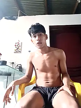 Snapshot of Andres123cv chatting on 03-12-26, 06:25 Andres123cv online show from 03-12-26, 06:25