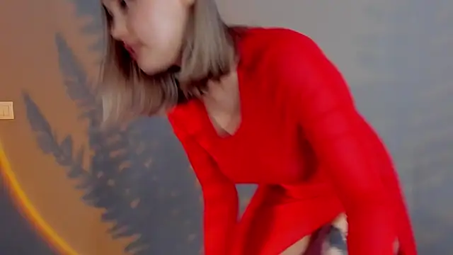 AngelicaKleee online show from 02-14-25, 04:58