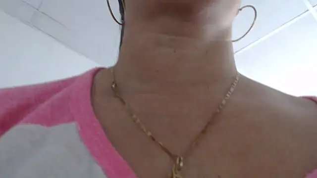 Snapshot of Girlhornyx chatting on 11-09-25, 07:34 Girlhornyx online show from 11-09-25, 07:34