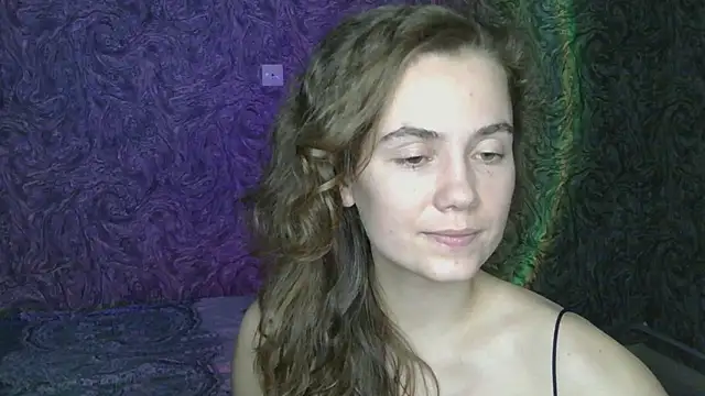 Snapshot of CurlyNed chatting on 02-07-25, 04:03 CurlyNed online show from 02-07-25, 04:03