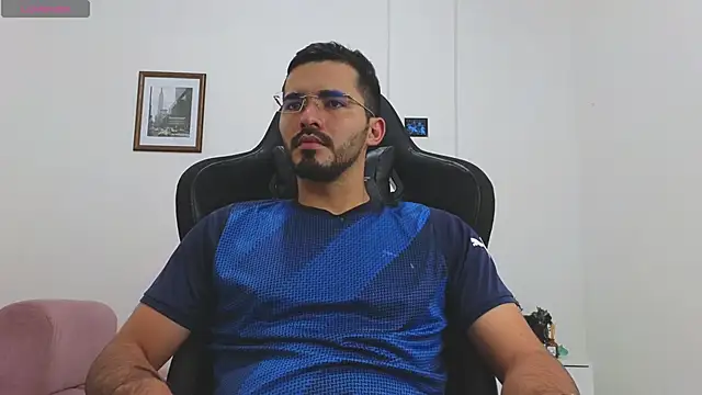 Massimoo 07 online show from 10-30-25, 07:47