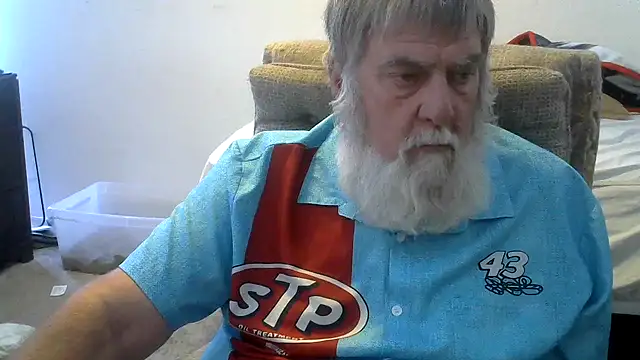 viejo oso online show from 06-07-26, 05:55